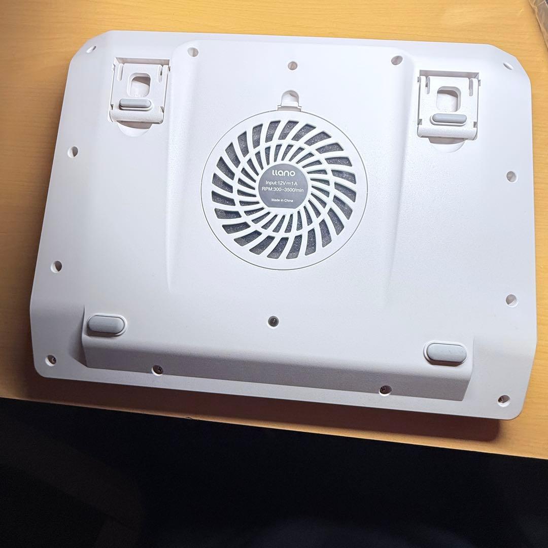 llano v10 ノートPCクーラースタンド