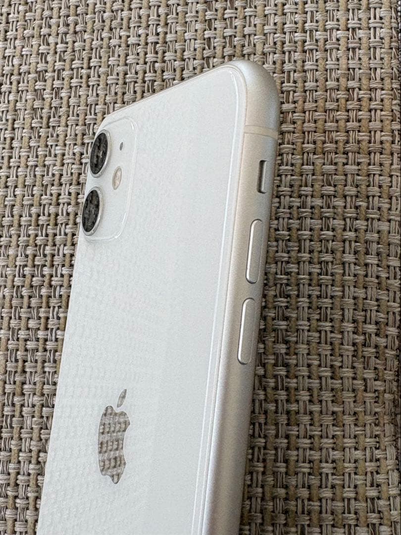 iPhone 11 128GB SIMフリー