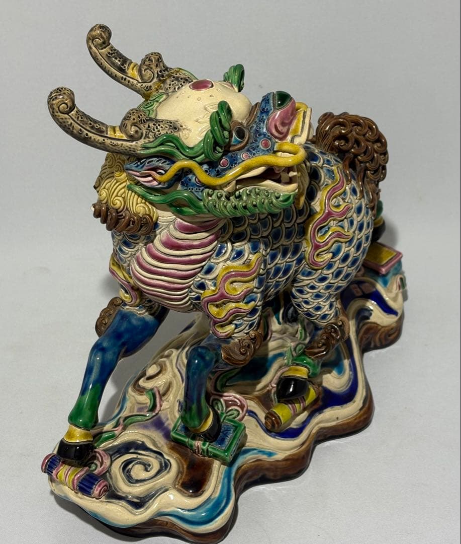 獅子形置物　福獅子　林俊亭作　交趾焼　陶磁器　福美　中国美術　陽刻　浮彫　在銘