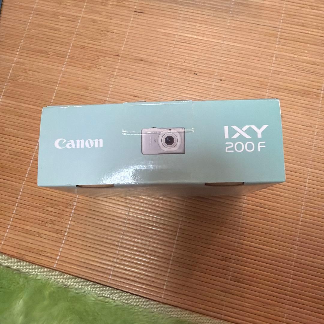 Canon IXY 200 F 本体