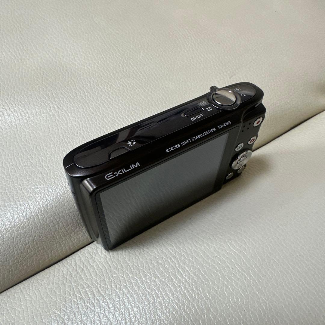 デジタルカメラ CASIO EX-Z300