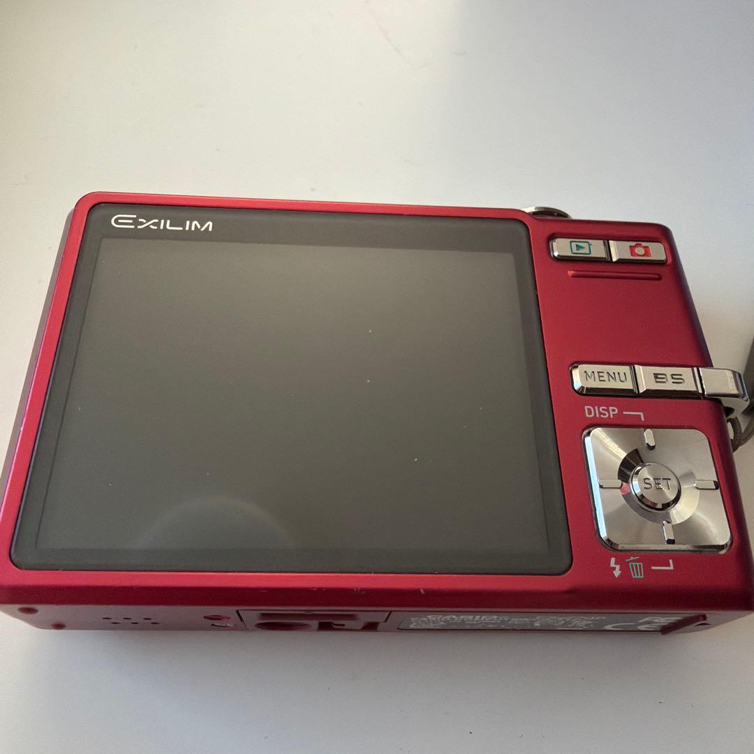 CASIO EXILIM カメラ　充電器付き