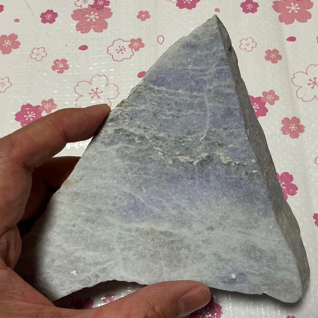 糸魚川翡翠　ラベンダー　477g