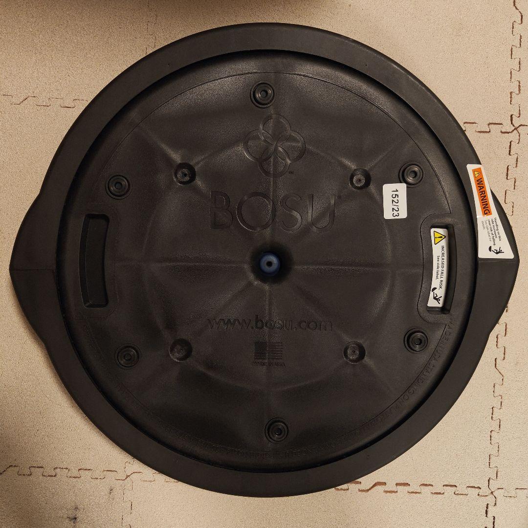 BOSU(ボス) バランストレーナー スポーツ　ブルーブラック　直径50cm