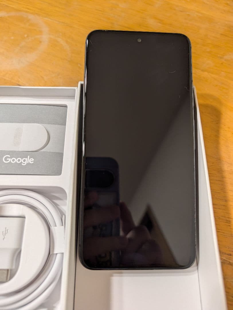 Google Pixel8 オブシディアン 128GB ディスプレイキズあり