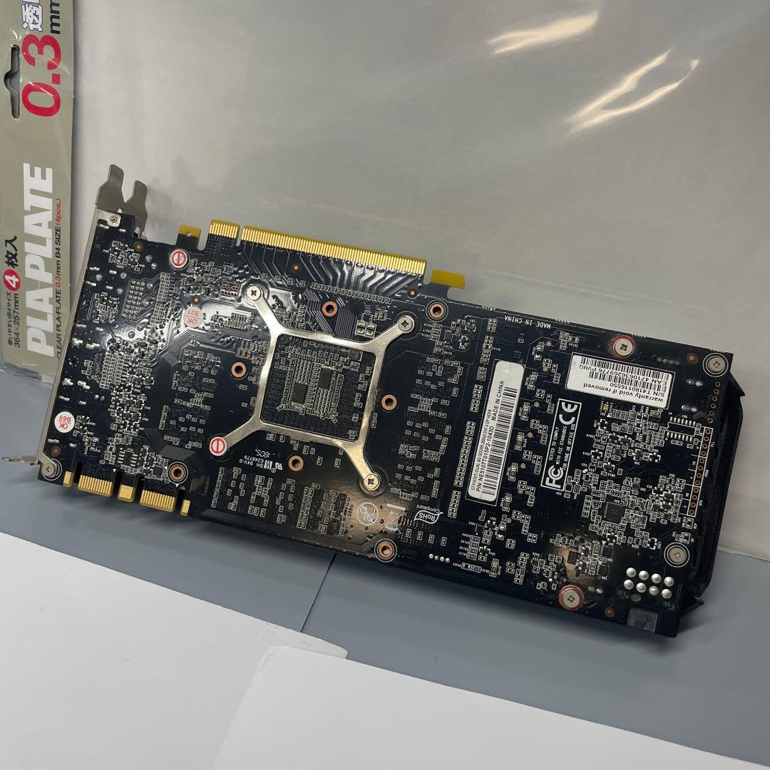 GTX 1070 Ti 8GB GDDR5 グラフィックボード