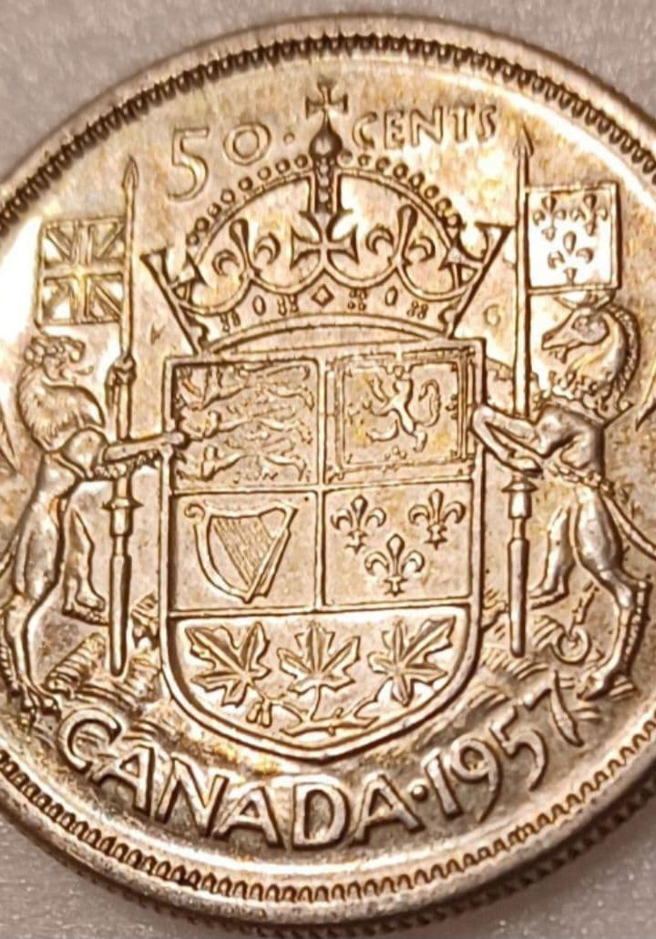 カナダ 1957年(69年前) 50セント銀貨 エリザベス2世女王の銀貨