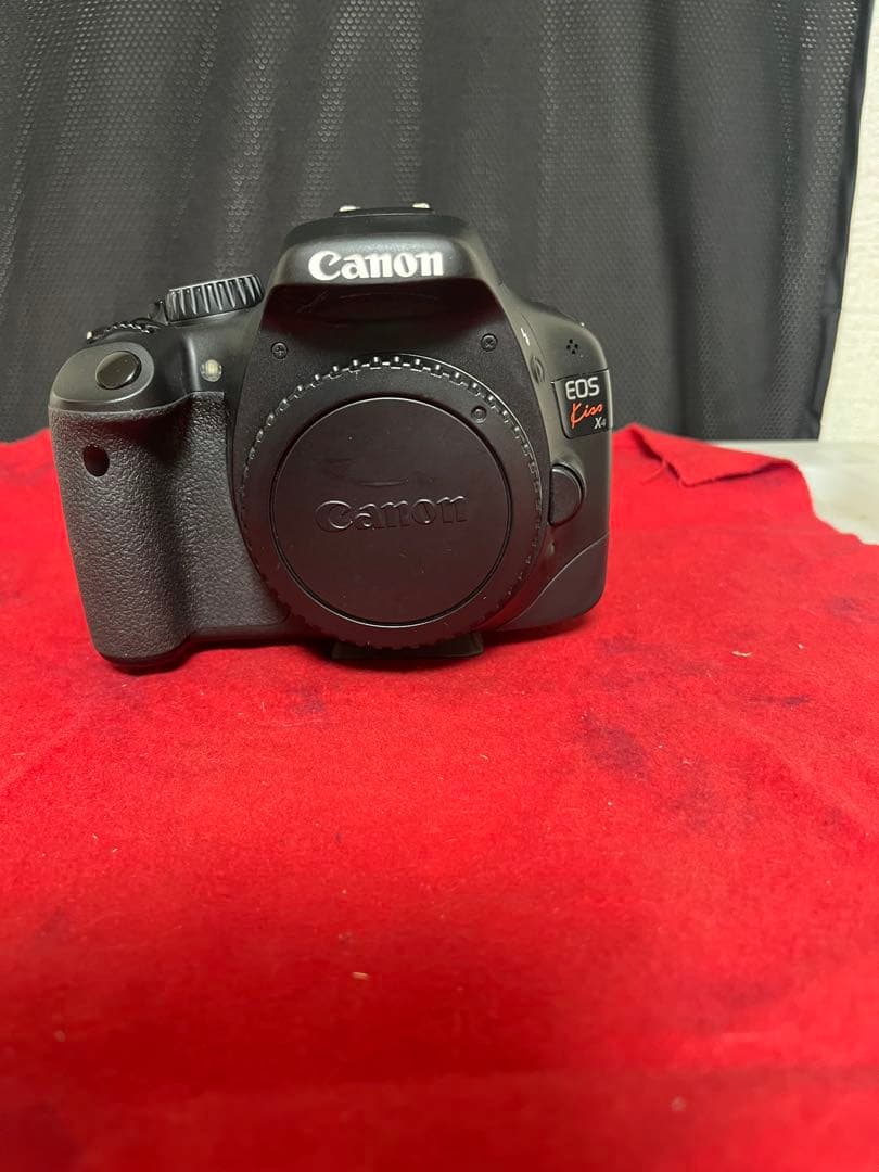 Canon EOS Kiss X4 ボディ 動作確認済み 現状品