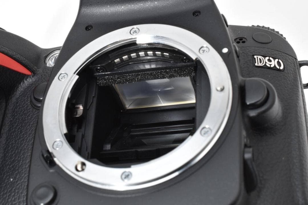 【美品】《ショット数3,769回 》ニコン NIKON D90 ボディ #157