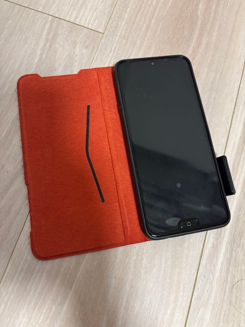 【利用制限○初期化済】らくらくスマートフォンa Android Y!mobile