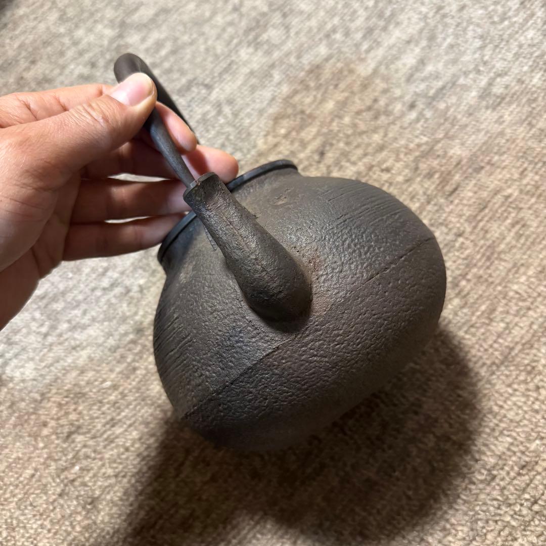 鉄瓶　鉄器　 アンティーク　骨董品　レトロ　鉄びん　茶道具