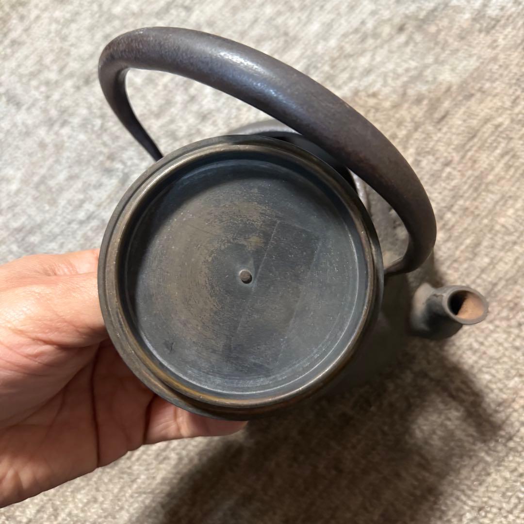 鉄瓶　鉄器　 アンティーク　骨董品　レトロ　鉄びん　茶道具