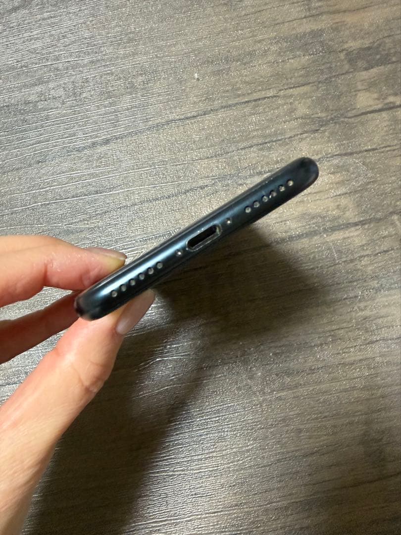 iPhone SE 第3世代　 SIMフリー