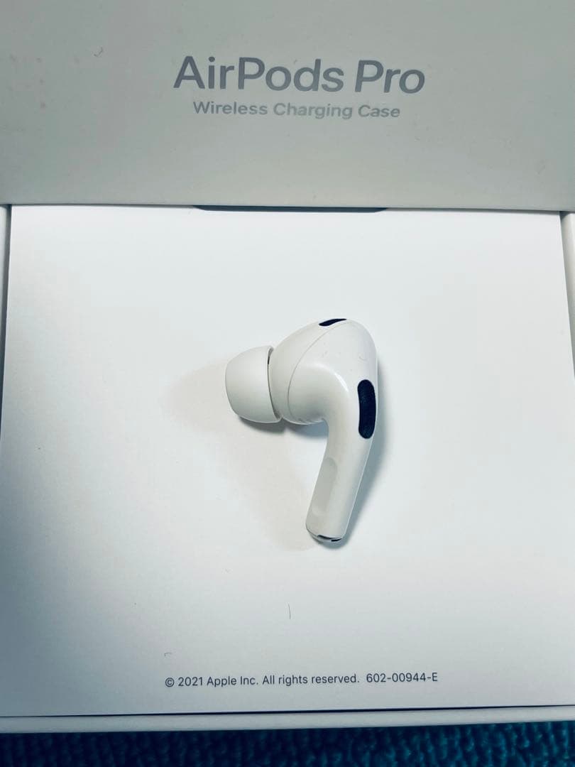 Airpods Pro 第2世代　左耳　USB-C 左イヤホン A3048