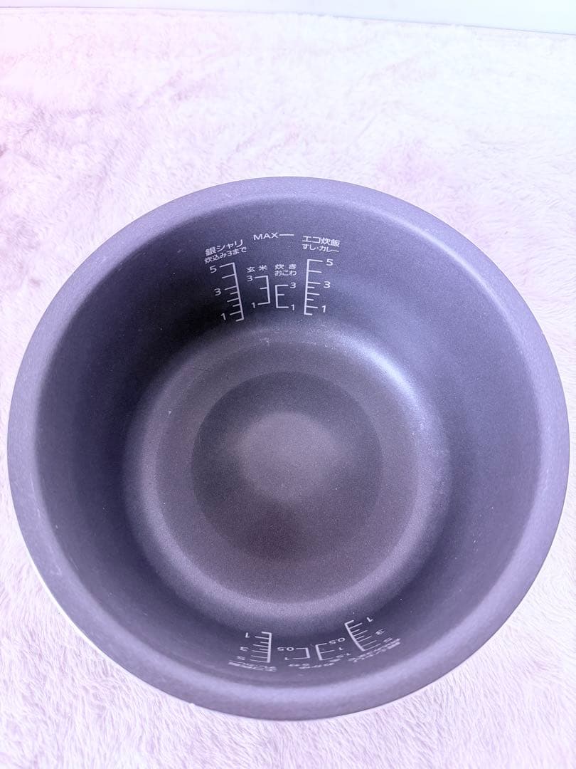 2022年製 Panasonic圧力IH炊飯器SR-NB102-G美品5合