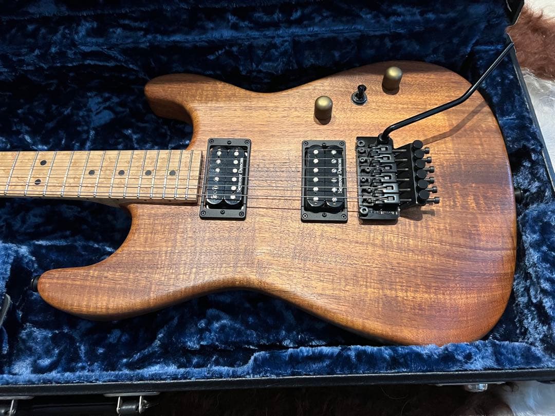 Charvel San Dimas Custom Shop KOAフレイム