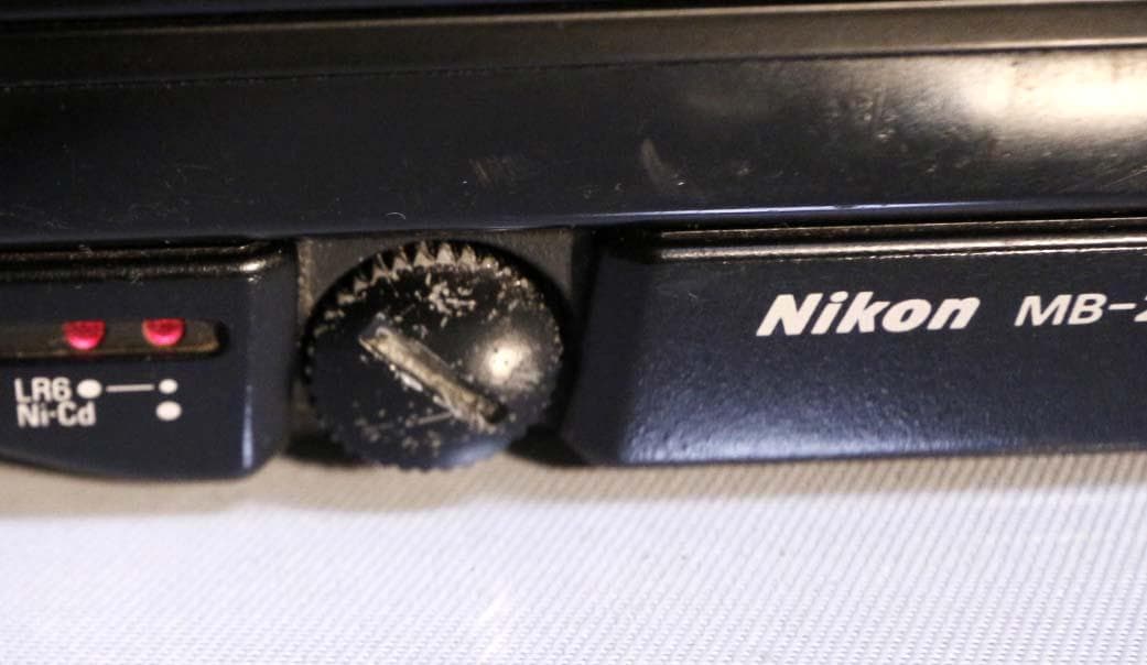 ■Nikon 高級一眼レフカメラ F4S■通電のみ確認
