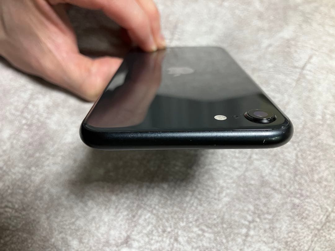 iPhone SE 第2世代 64GB SIMフリー