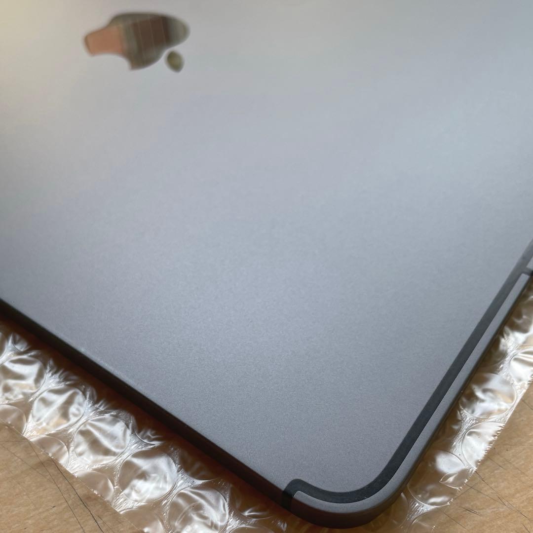 iPad Air 第4世代 A2072 cellular グレイ　64GB 美品