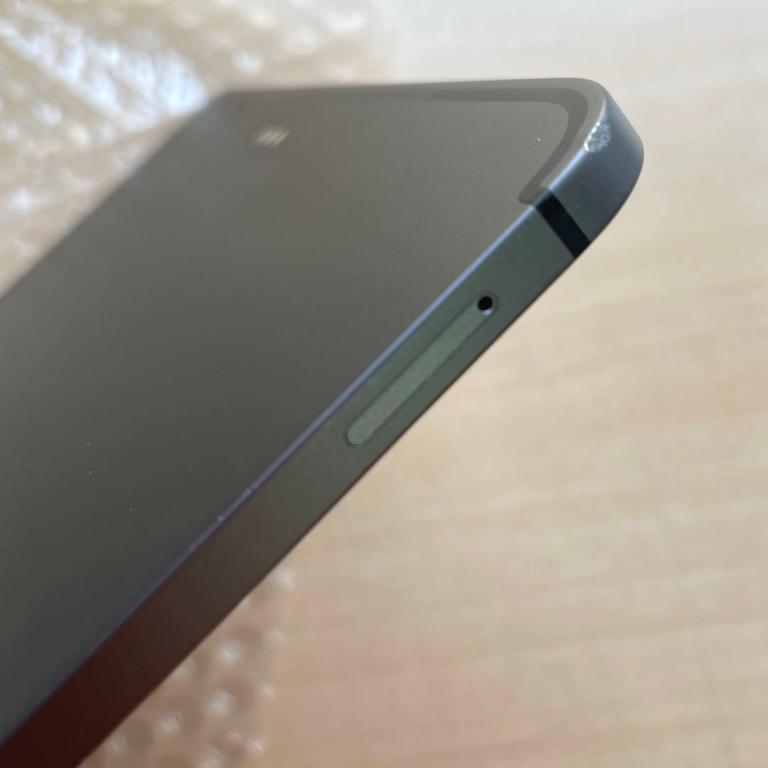 iPad Air 第4世代 A2072 cellular グレイ　64GB 美品