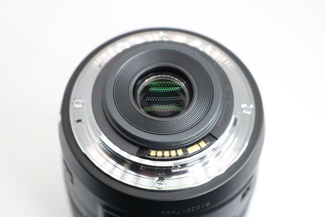 美品 【Canon EF-S 18-135mm IS USM】 EFレンズ