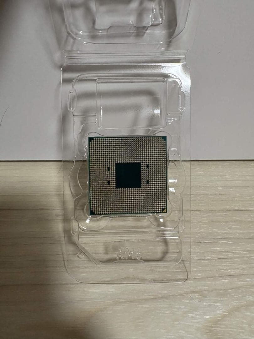 ＜未使用純正クーラー付属＞AMD Ryzen 7 3700X CPU