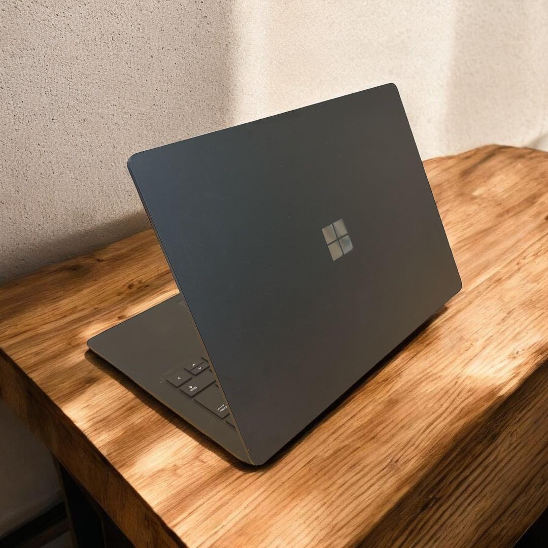 【Core i7 ♪】Microsoft Surface laptop4