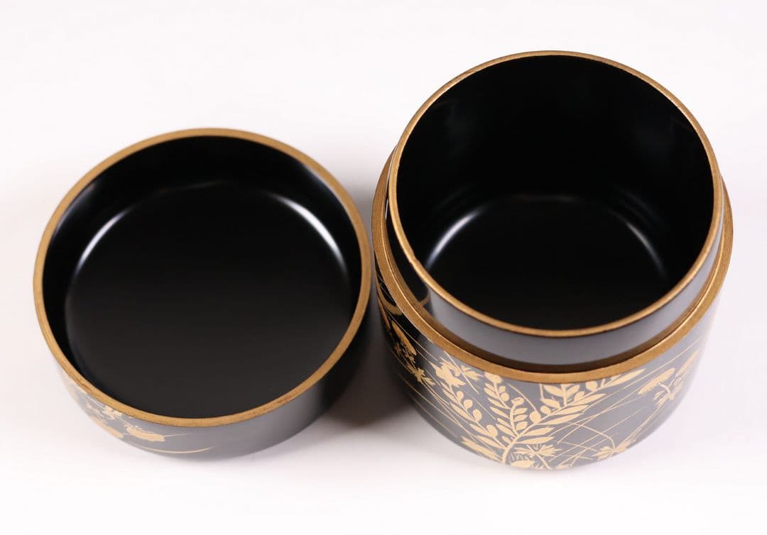 茶道具 哲山(造) 秋草虫蒔絵 雪吹棗 共箱 草花 螺鈿 木製【MA909】