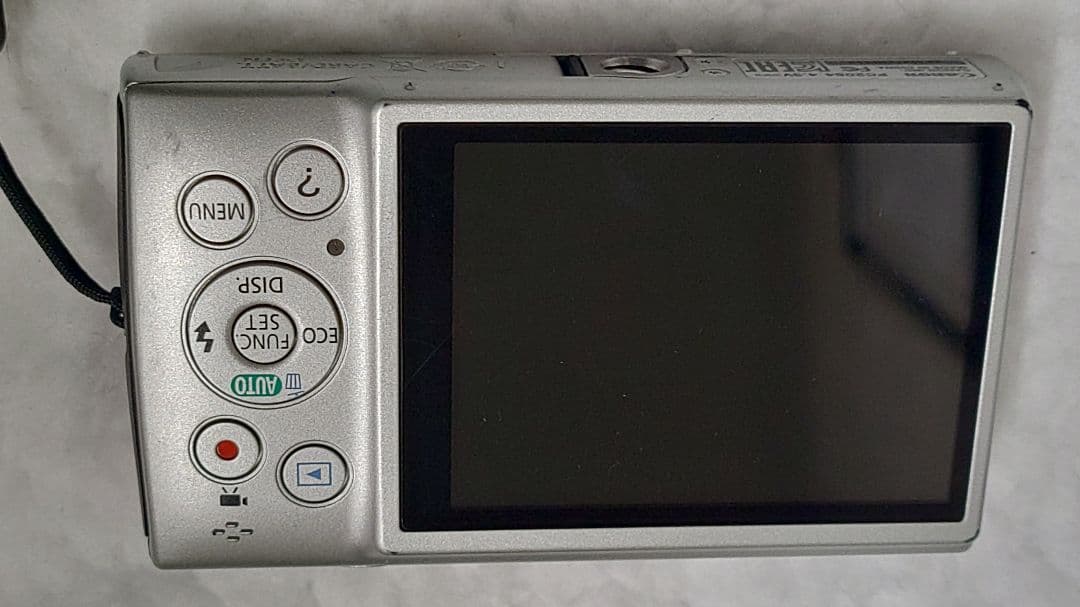 Canon IXY140　コンデジ シルバー　コンパクト デジタルカメラ