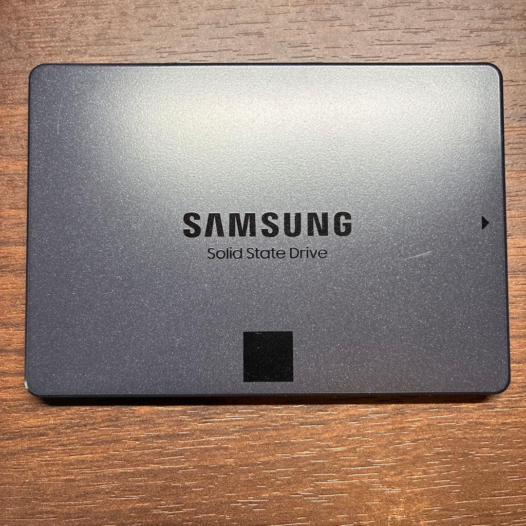 4TB SSD SAMSUNG 870QVO MZ-77Q4T0 ②