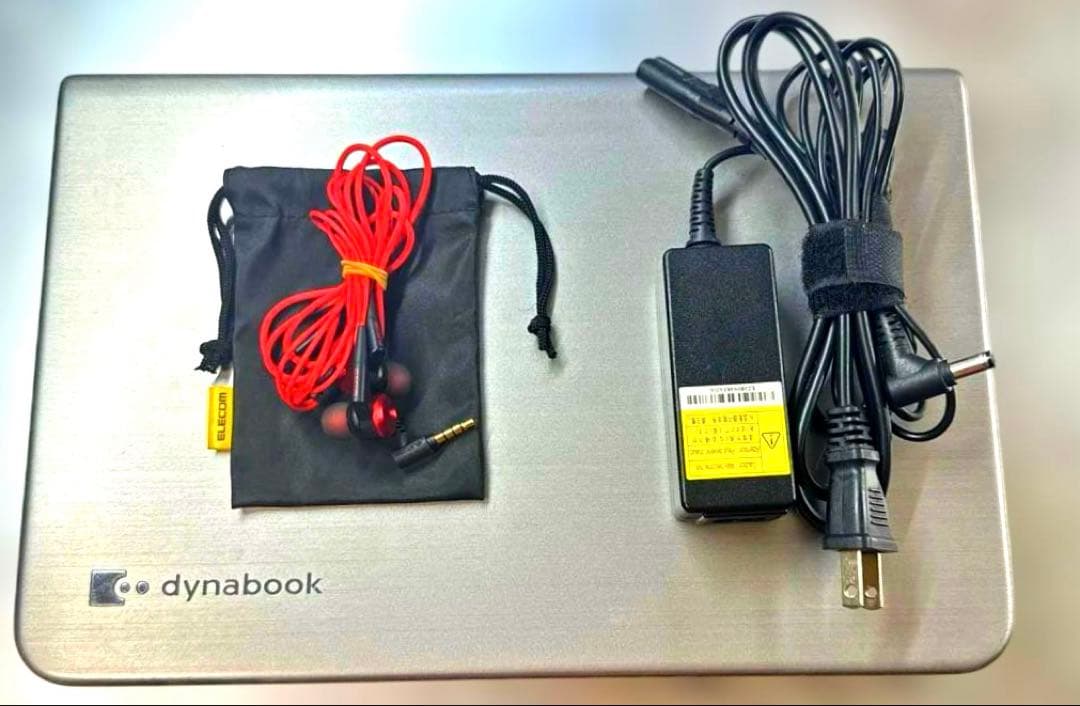 Dynabook KIRA V73/PS第5世代Core i5
