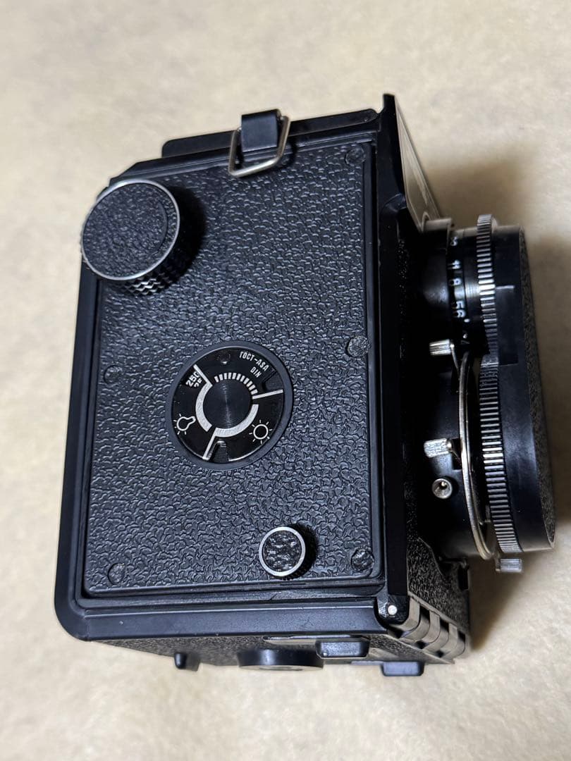 LOMO LUBITEL 166B 二眼レフカメラ 専用ケース付き