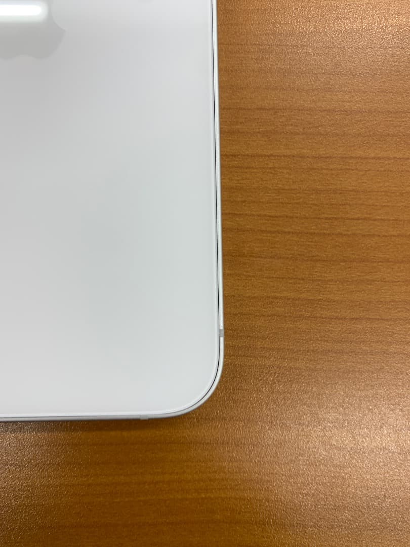 動作確認済 iPhone 16e 512GB ID S6466
