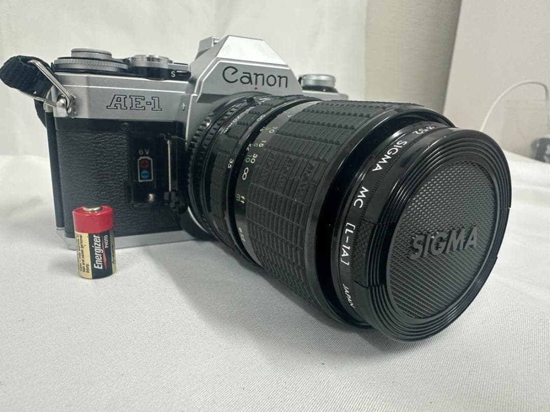 【フルセット】Canon AE-1 ＋ SIGMAズームレンズ ＋ 三脚バッグ付