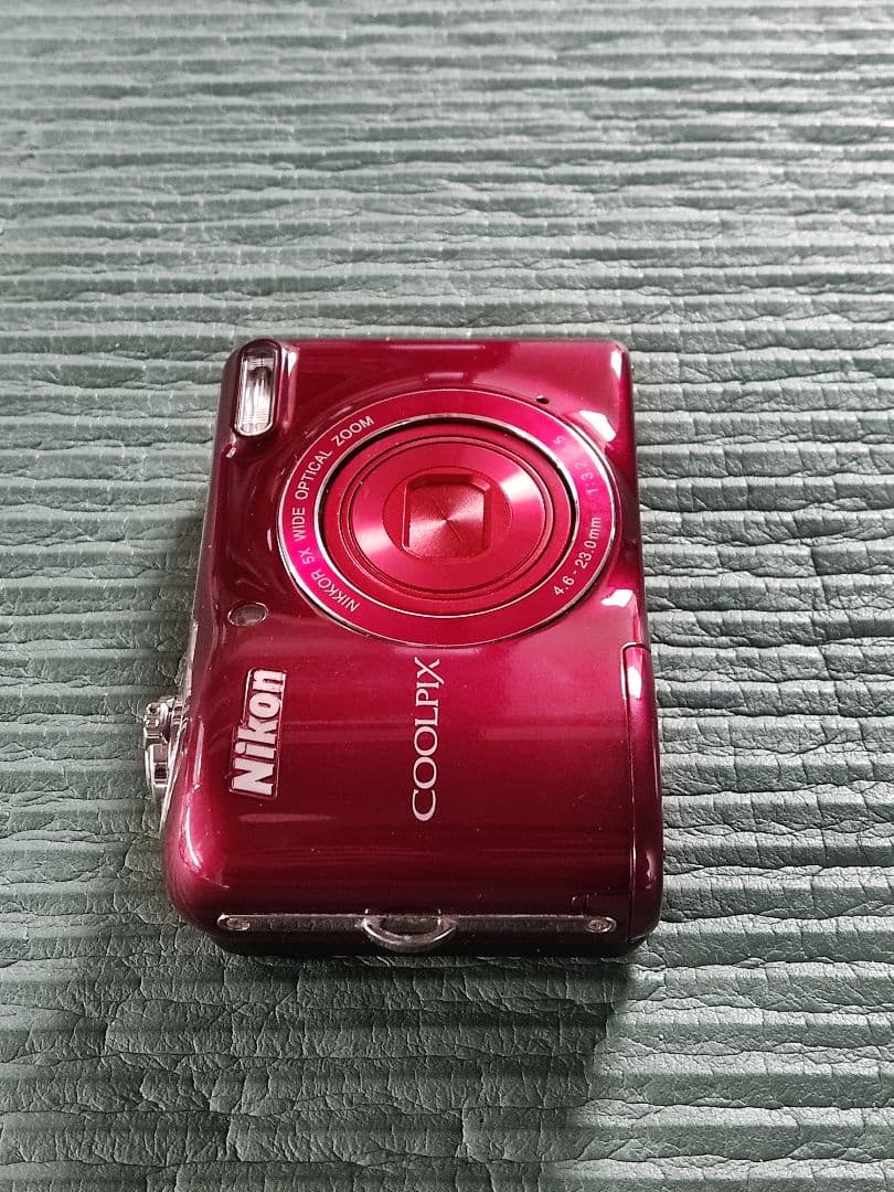 Nikon COOLPIX L30 レッド コンパクトデジタルカメラ