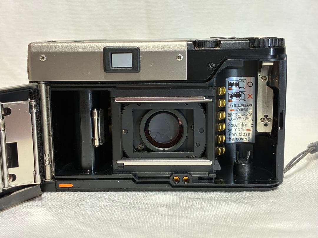 【動作確認済/現像済】CONTAX T3 チタンシルバー（一部難あり）