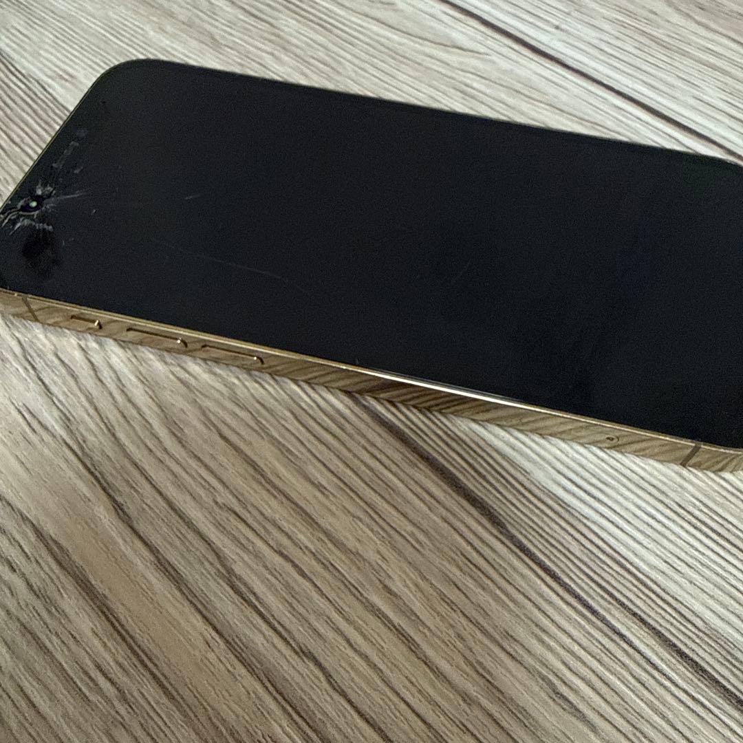 AppleiPhone 12pro ゴールド 画面ひび割れあり 難ありジャンク品