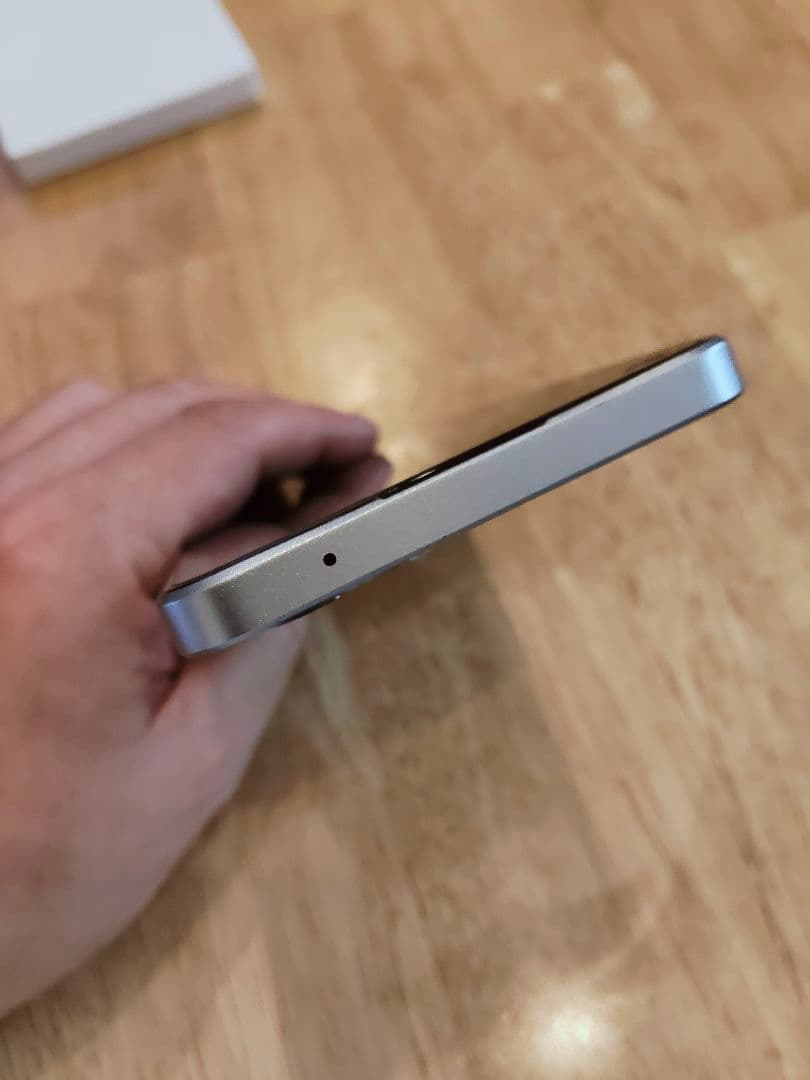 OPPO RENO 9A 本体