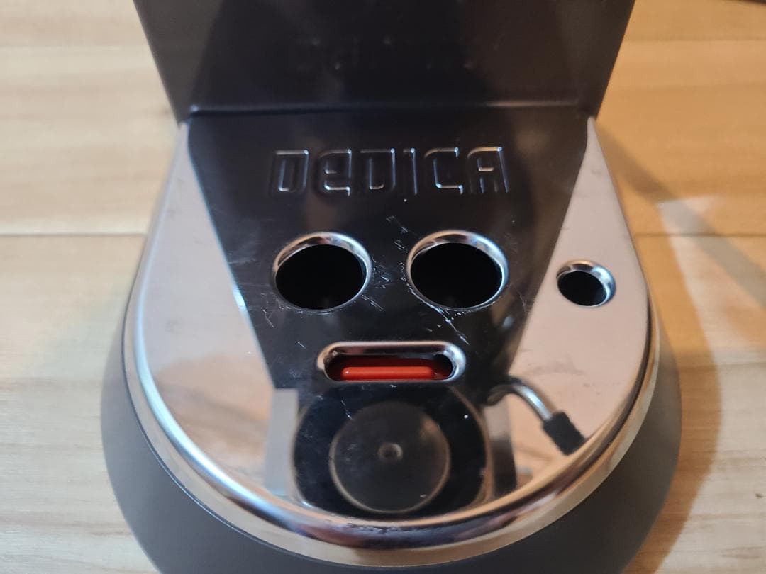 DeLonghi デロンギ デディカ アルテEC885J-GY