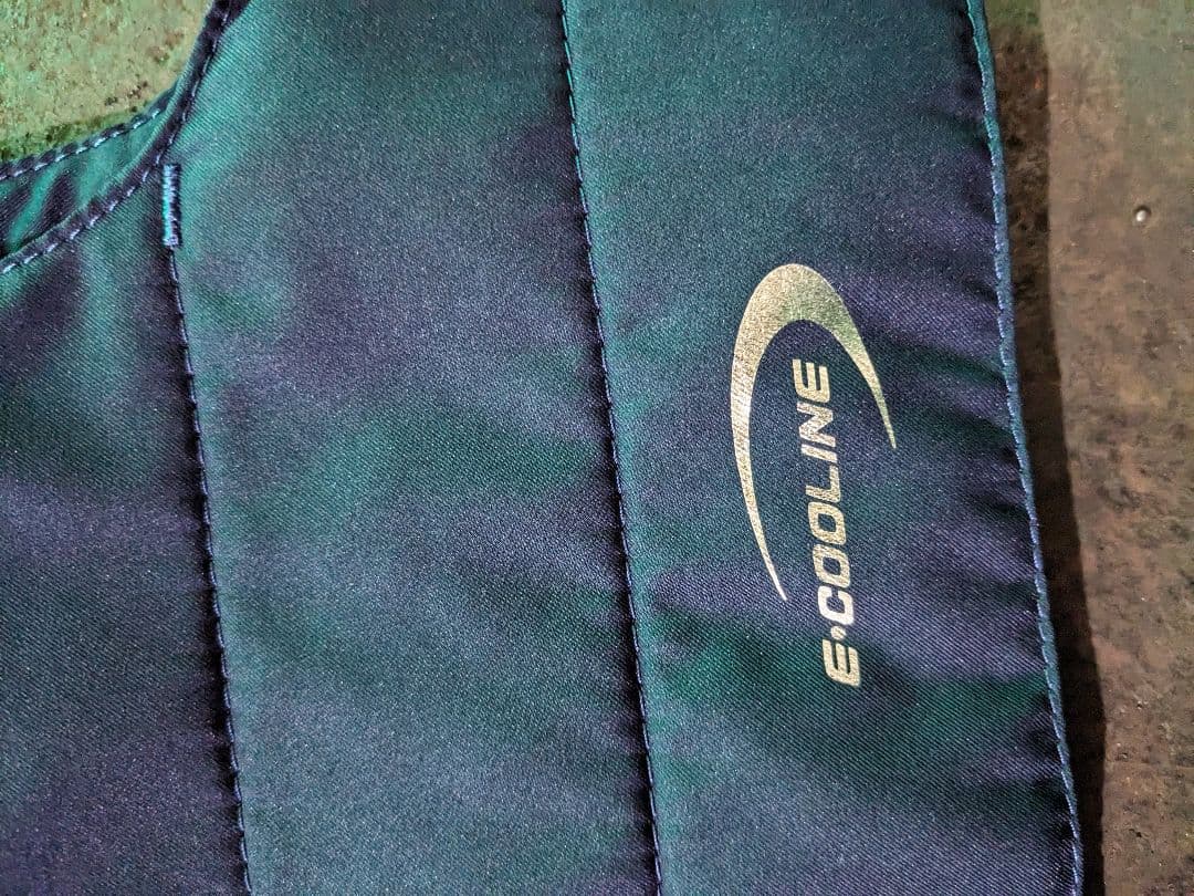 Ｅ－ＣＯＯＬＩＮＥ　持続冷却ベスト“ＣＯＯＬＩＮＥ