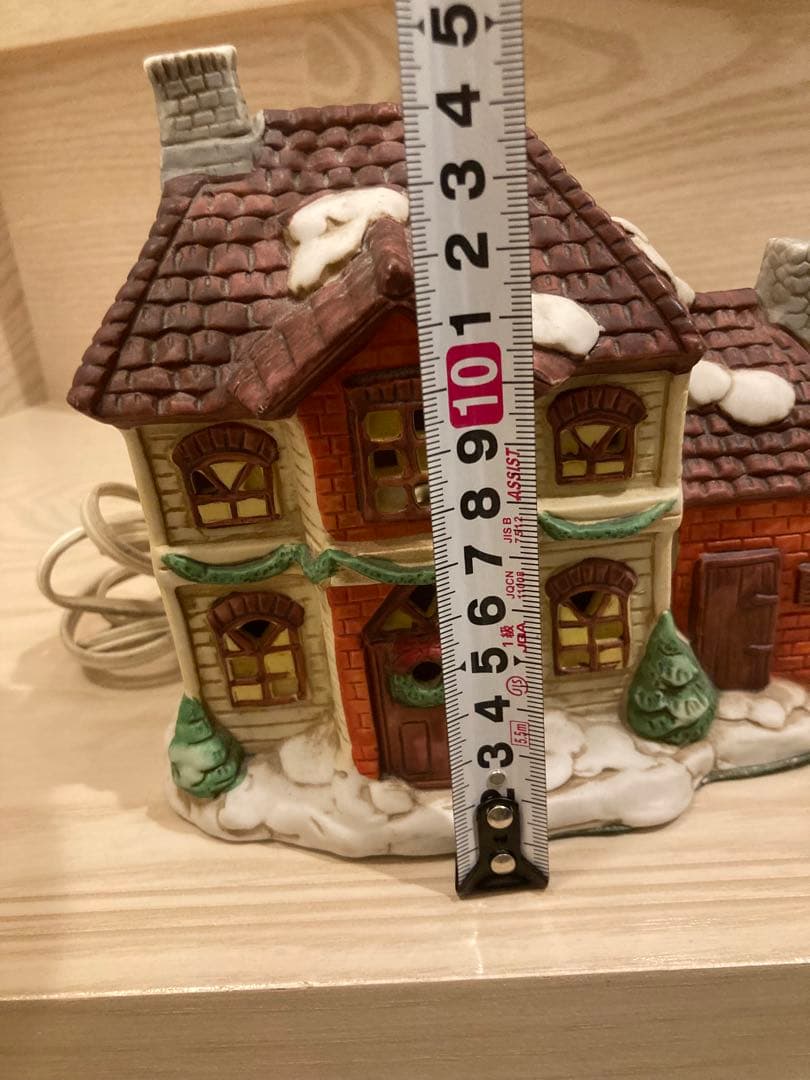 ビンテージ　陶器製　雪の家型ランプ
