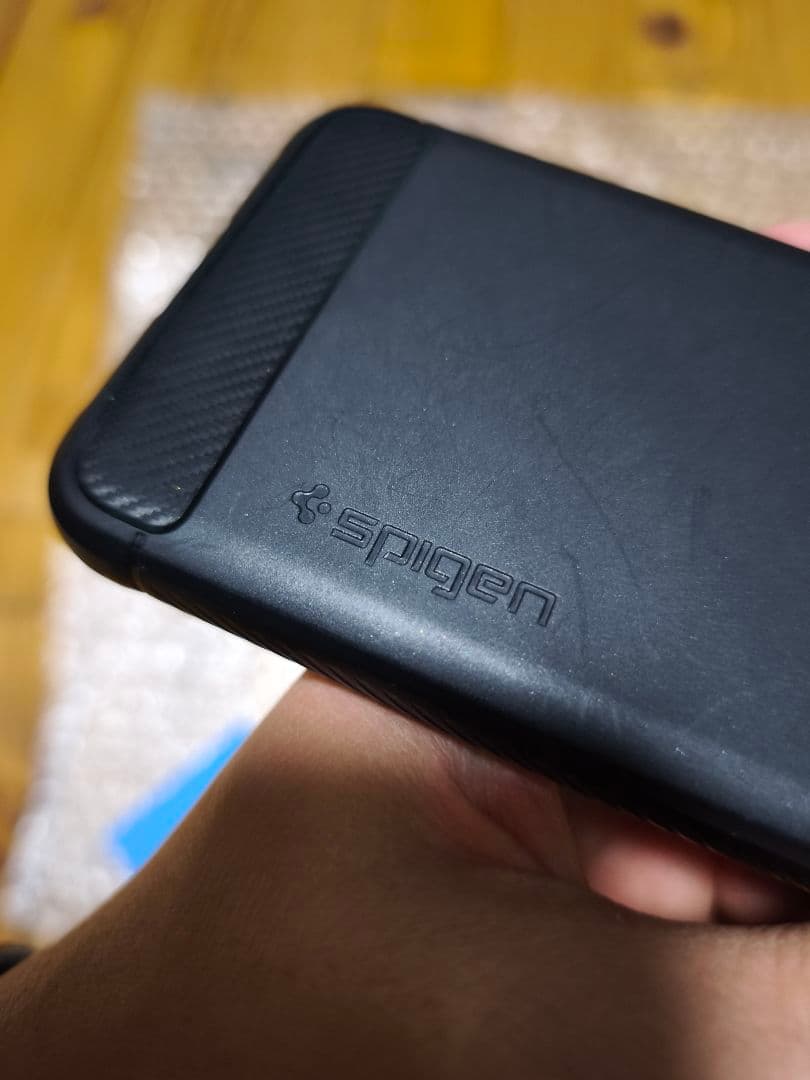 Google Pixel8 Hazel ほぼ新品　spigenケース付き