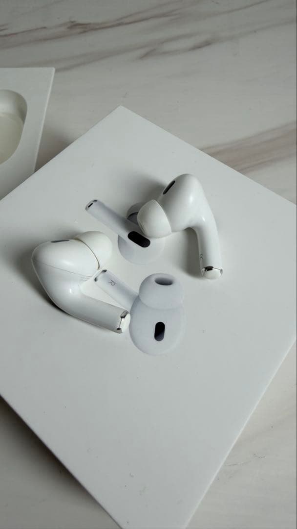 AirPods Pro (第2世代) ワイヤレスイヤホン