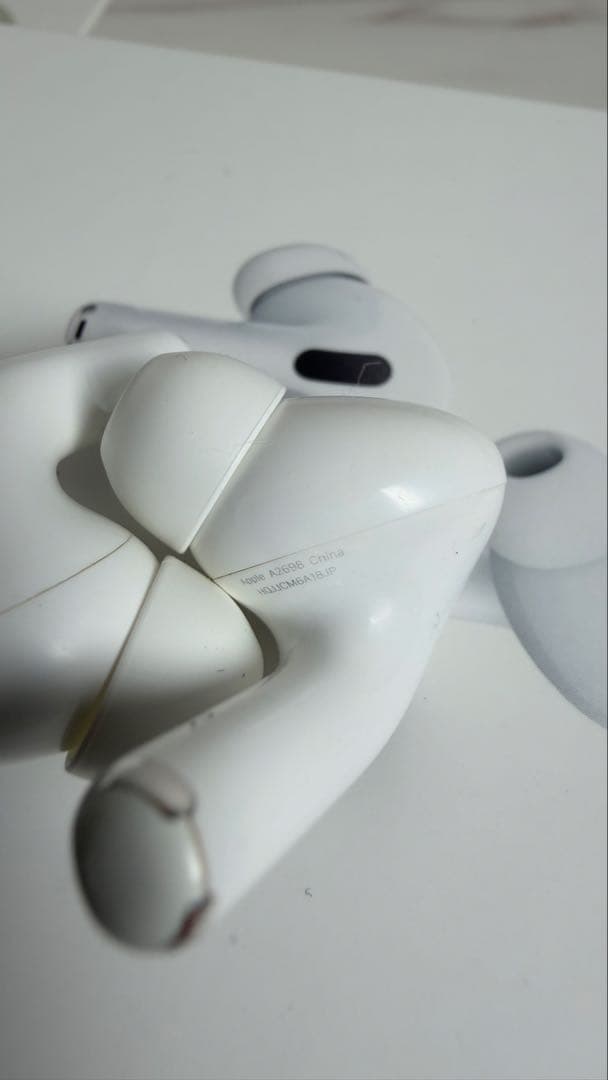 AirPods Pro (第2世代) ワイヤレスイヤホン