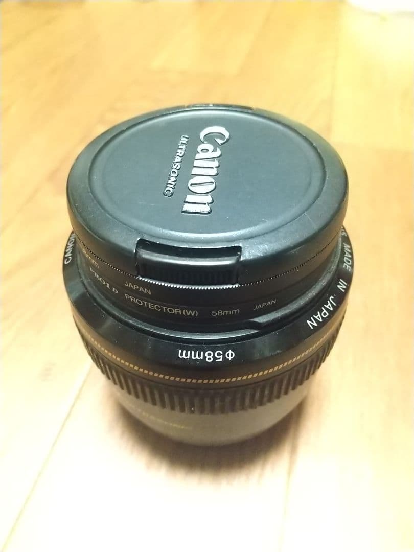 Canon EF 28mm f/1.8 USM レンズ