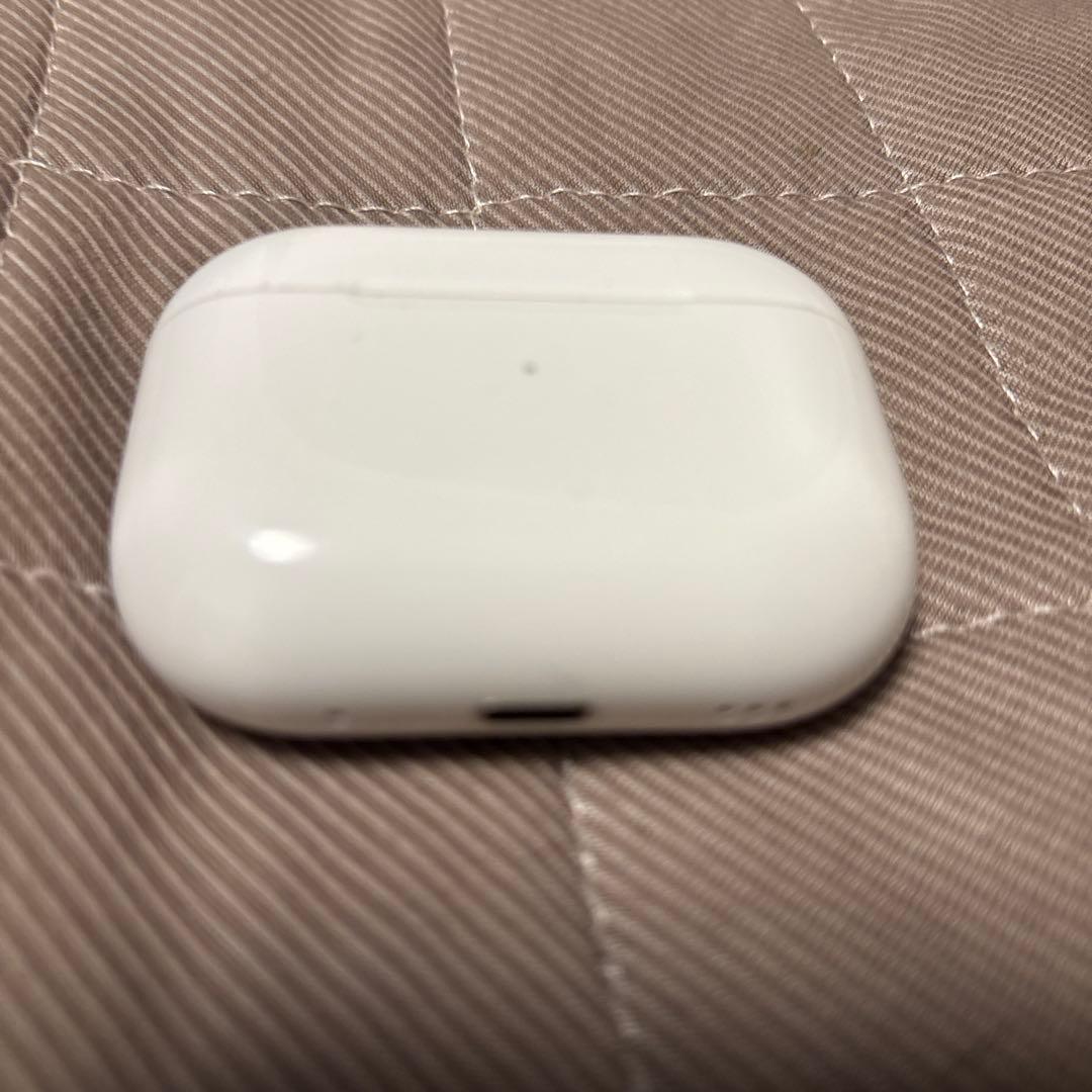 AirPods本体 ホワイト