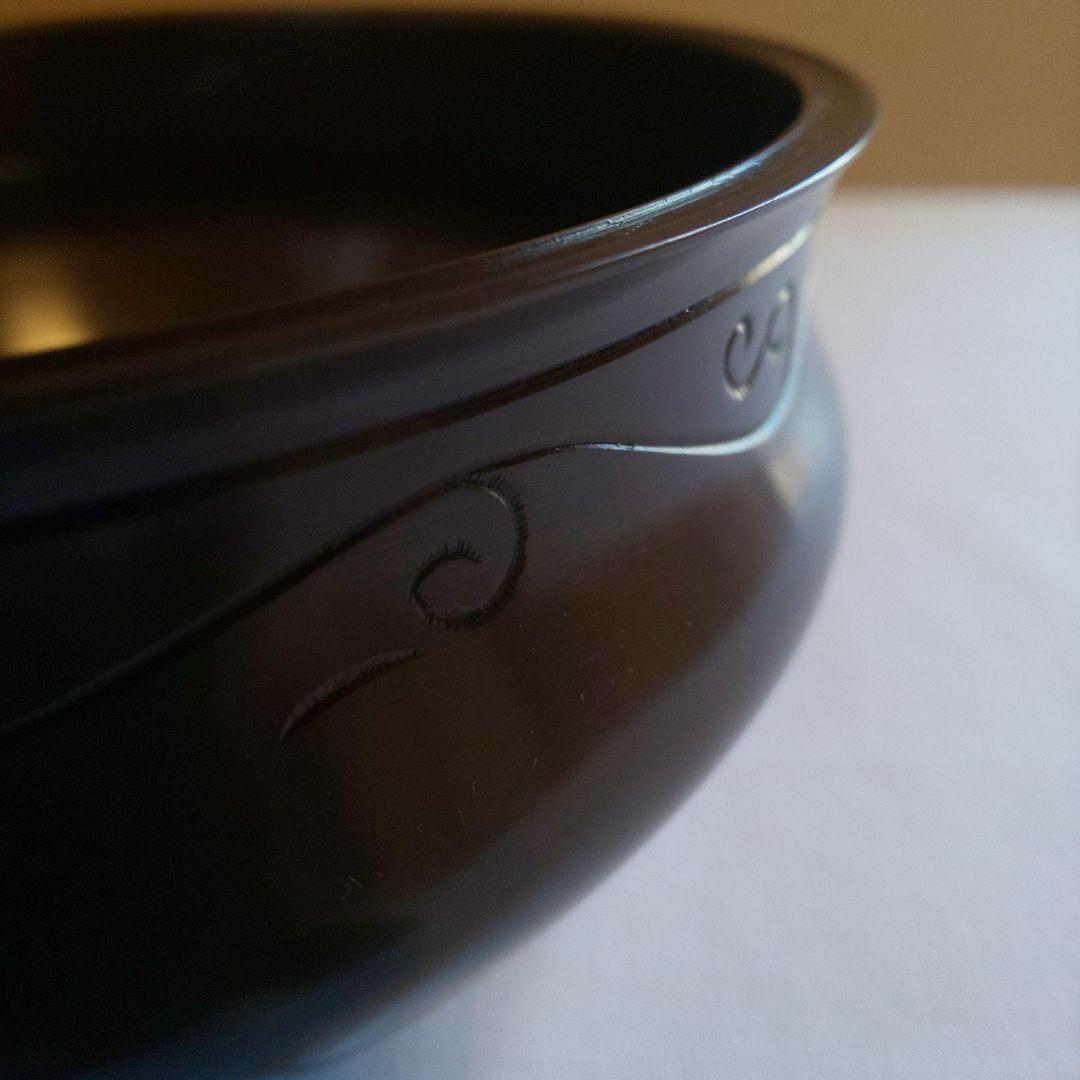 A 231 鵬雲斎好 砂張銅・唐草彫建水 ( 新品未使用品 )