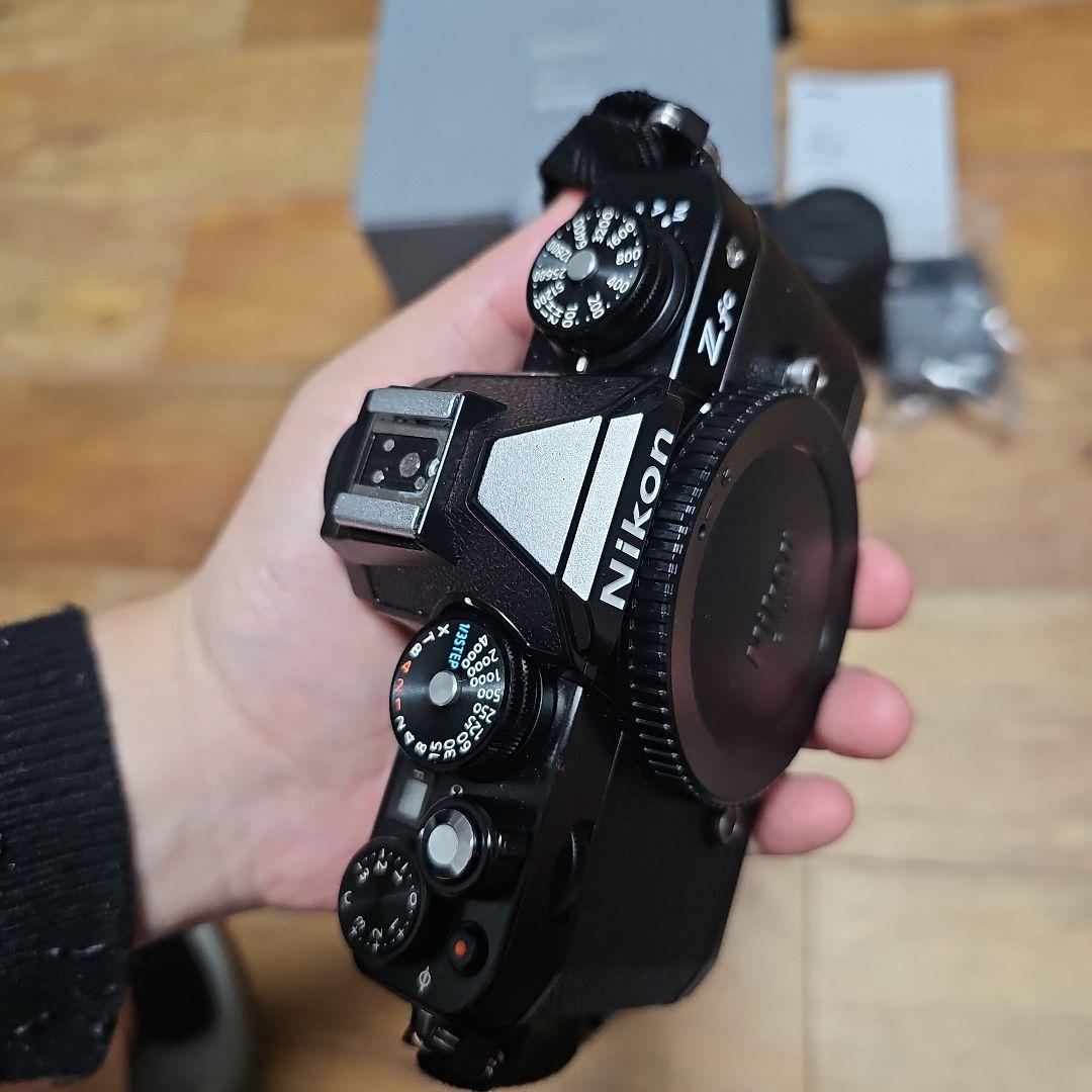 Nikon Z fc ミラーレス一眼 レンズ2本付