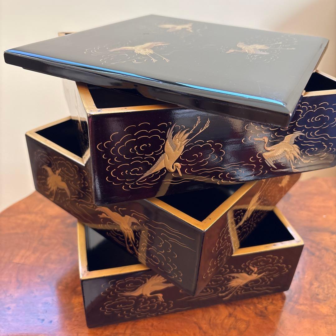 ★重箱★古い　漆塗　蒔絵　金箔　骨董品　アンティーク　お祝い