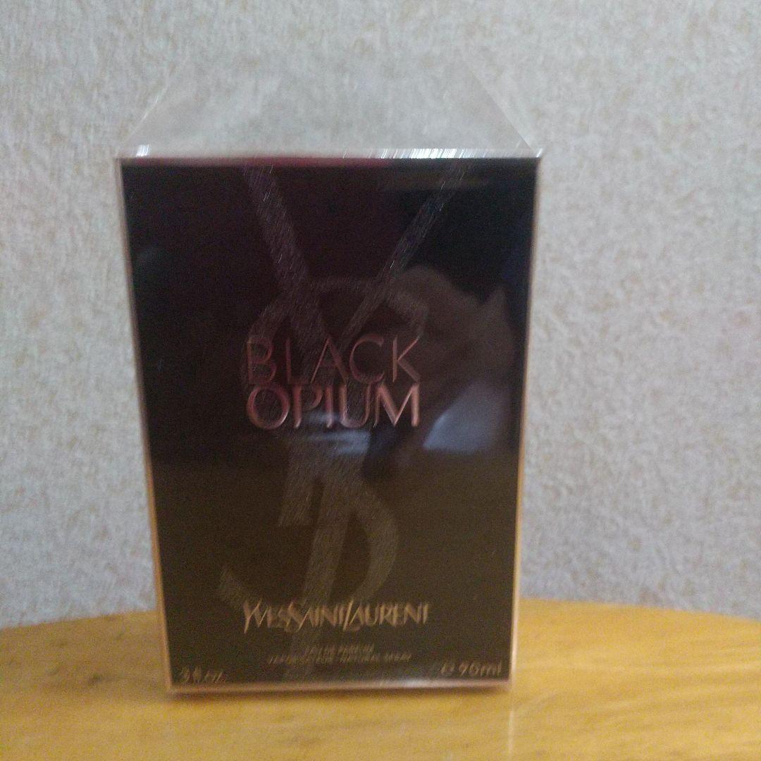 イヴ・サンローラン BLACK OPIUM オードパルファム90mlスプレー